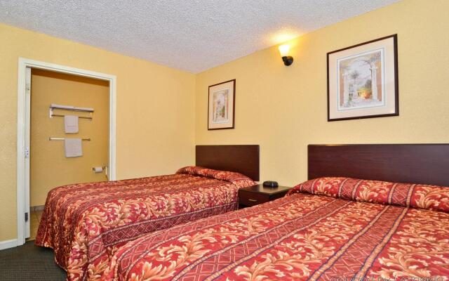 Super 8 Anthony/El Paso Area