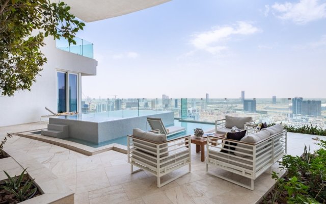 Exclusive 2BR Sky Villa In The Five - JVC