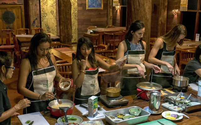 Ban Sabai Village Resort & Spa