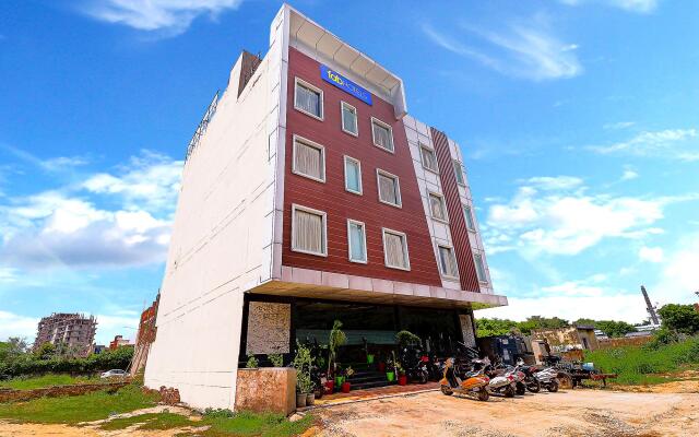 FabHotel World Link