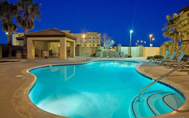Holiday Inn Express Hotel & Suites Barstow-Outlet Center by IHG