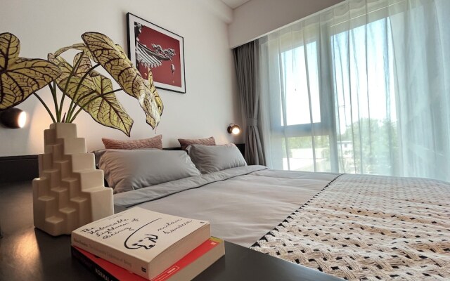 base-Wangfujing Serviced Apartment