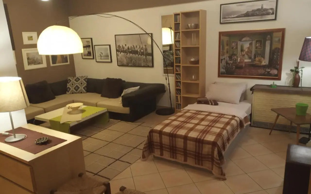 Spacious Cosy Apt (up to 5 guests)