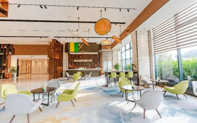 Holiday Inn One Thousand Island Lake by IHG