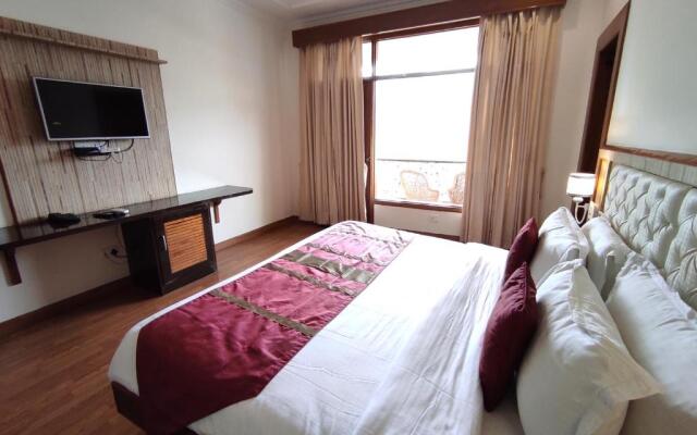 Aaroham The Watergate Hotel Bhimtal