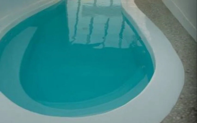 Kapetan Tasos Suites