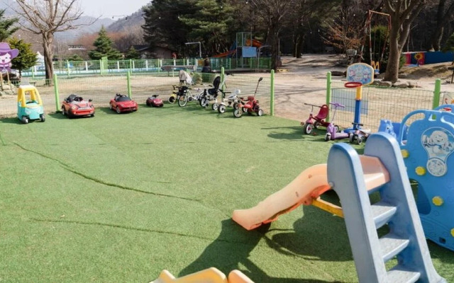 Gapyeong Myeongdongol Pension