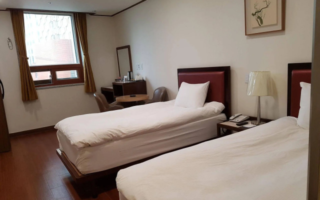 Youngbin Hotel