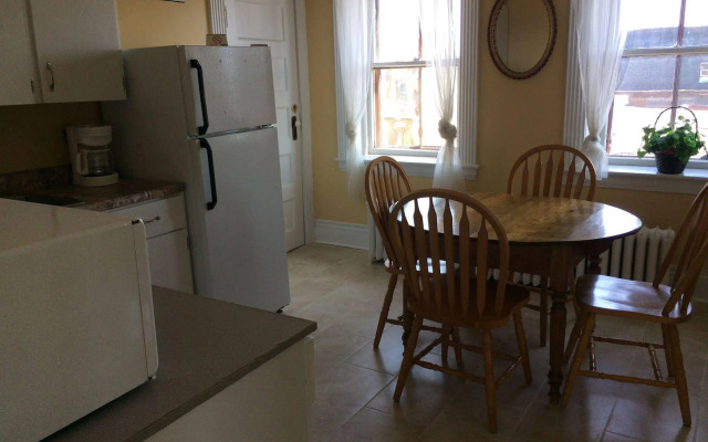 Chipman Hill Suites on Mecklenburg