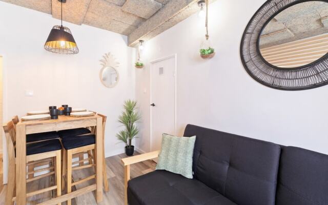 Cosy 1 Bedroom Apartment in St George's Castle