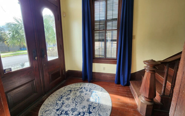 1886 Victorian 4 Bedroom Home by Redawning