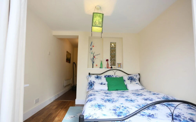 Sitara House