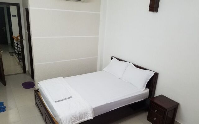 AHA Dinh Dinh Hotel