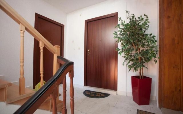 Split Theatre Apartments