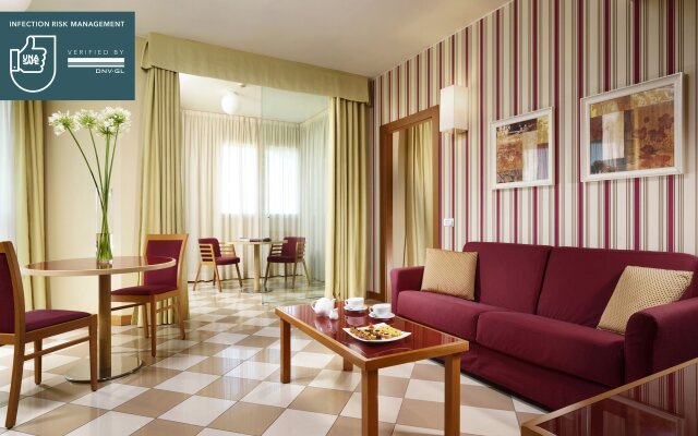UnaHotels The One Milano Hotel & Residence