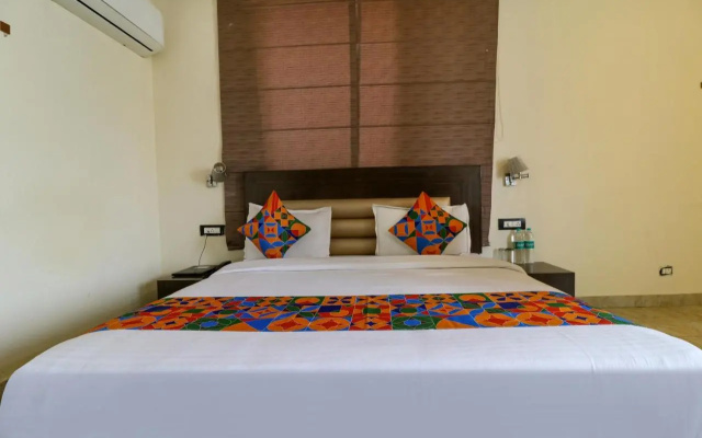 FabHotel Narula