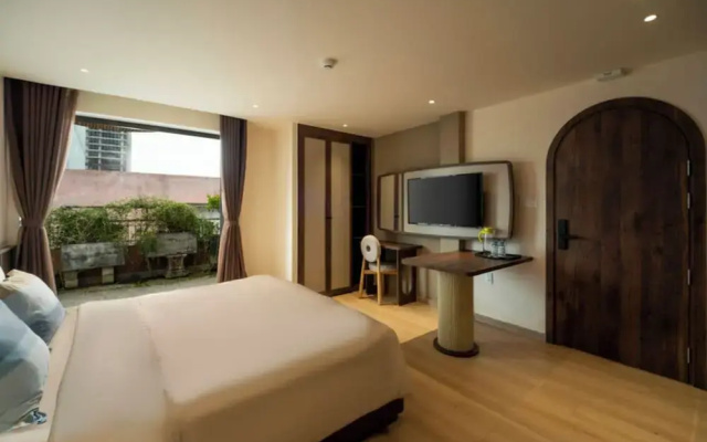 Lune Boutique Hotel & Apartment Da nang