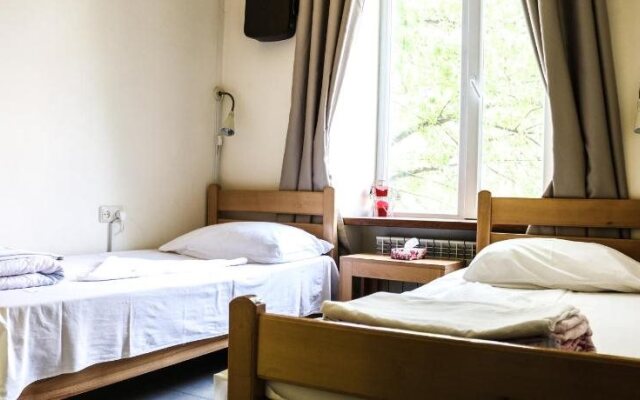 Envoy Hostel & Tours