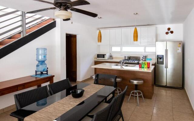 Casa Esmeralda - Family Friendly 3 Bedroom Home with Private Pool