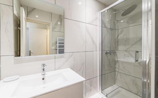 MICHELET: T2 avec parking à 10 min des Plages