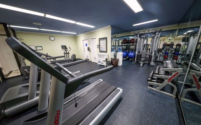 Bella Vista Hotel & Suites