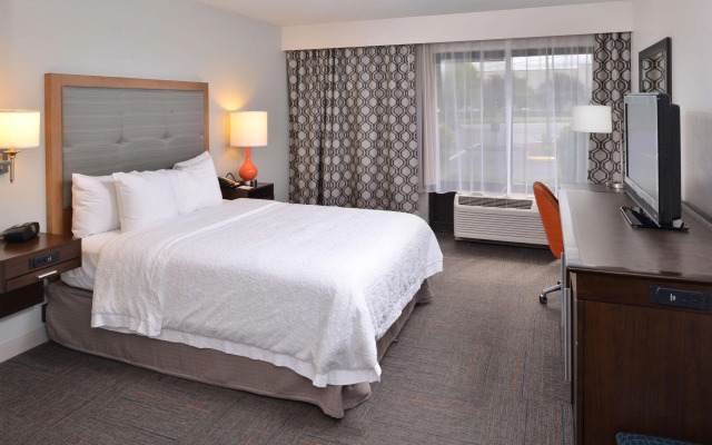 Hampton Inn Portland East