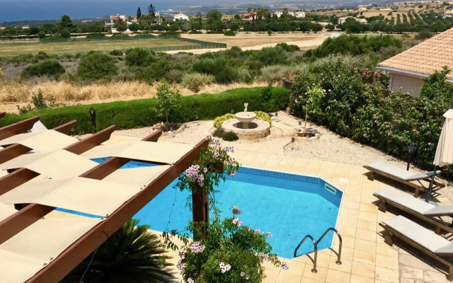 Villa Panorama - Stunning views in villa with hot tub, pool, garden