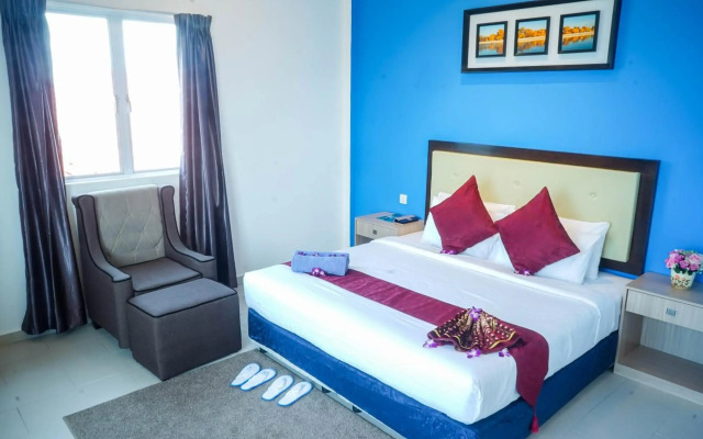 Royal Agate Beach Resort
