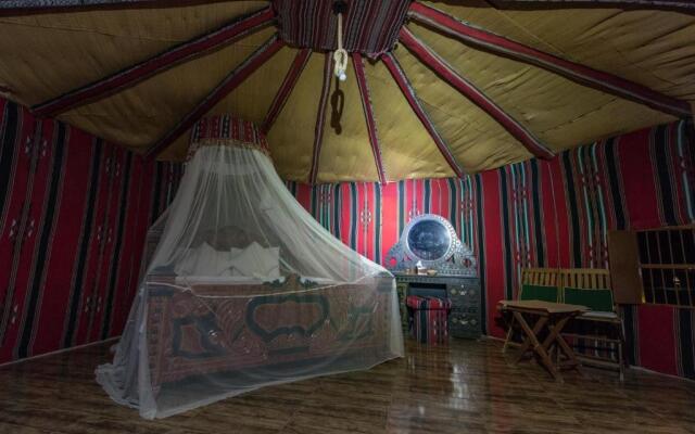 Safari Desert  Camp