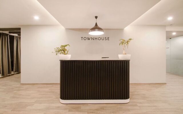 Monday Hotels Hitec City