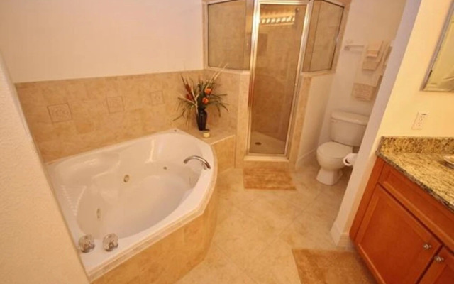 Oceanwalk 12-406 Apartment 2