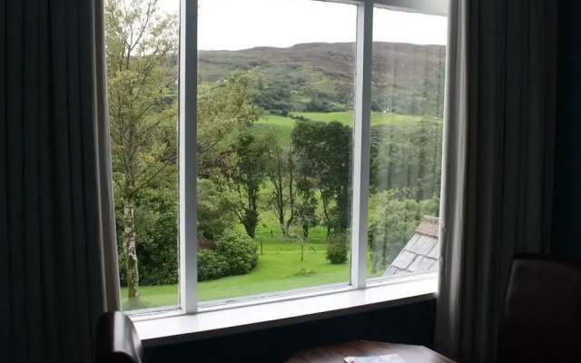 Woodhill House