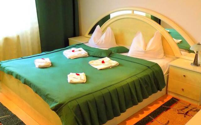 Pensiunea Red Rose Apartments