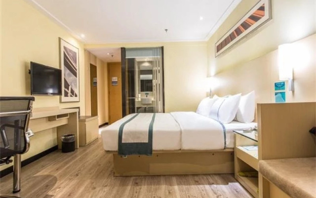 City Comfort Inn Hotel (Nanning Jianzheng Road Food Street)