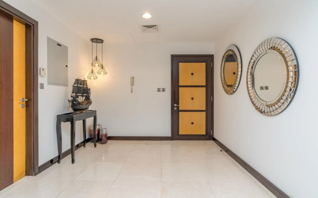 Lux BnB Duplex Casa Private Garden JBR