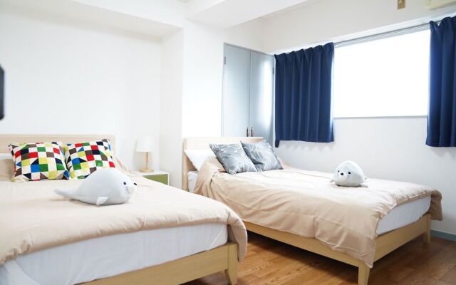 Metro Daikoku Apartment