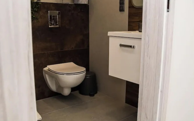 EASY RENT Apartments -BUSINESS CENTER 41