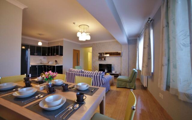 Tanan Center Serviced Apartments