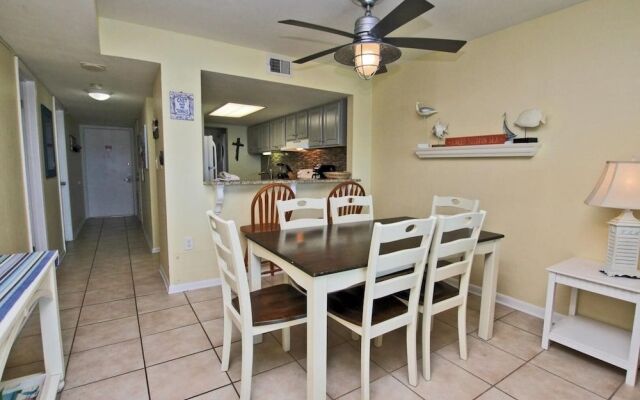 Castaways by Youngs Suncoast