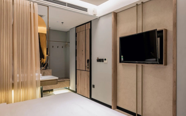 iRest Signature Ba Dinh Lakeside