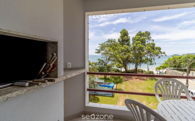 Apto frente mar com vista para a ilha CCA201