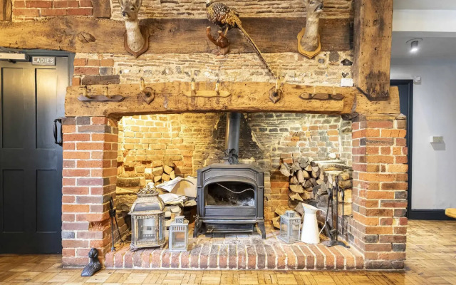 The Fleur de Lys Inn