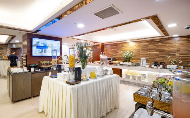 Winsuites Sai Gon Hotel