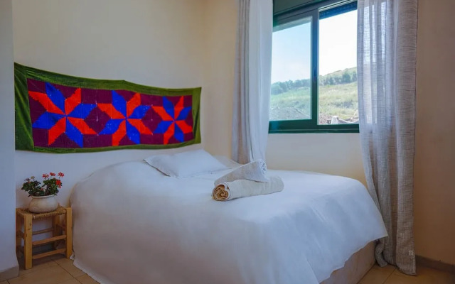 Loveneel Sea Galilee Retreat by SeaNRent