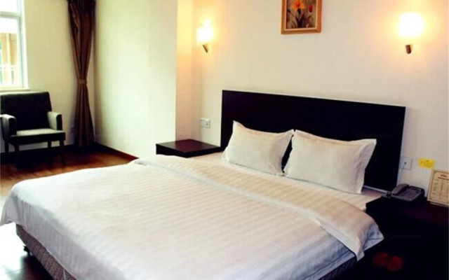 Yi Jia Holiday Hotel