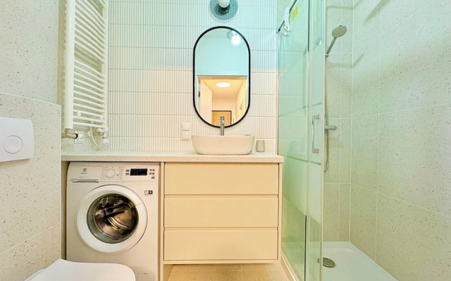 Unique by Grand Apartments