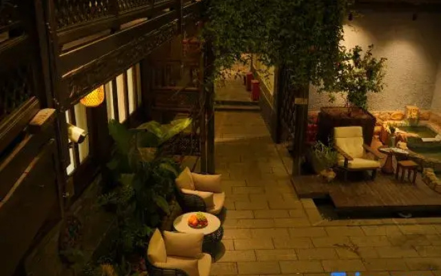 Yangguang lijiang Courtyard