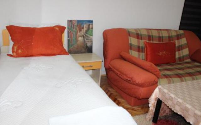 Guest House Velania