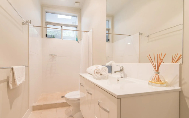 Allure Stradbroke Resort