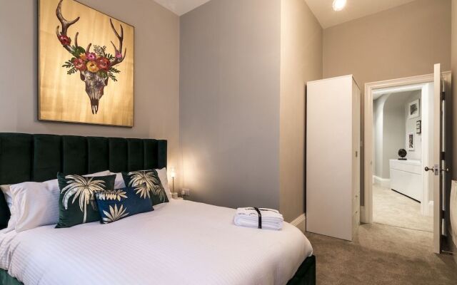 Pieces of Eight Two Bedroom Apartment